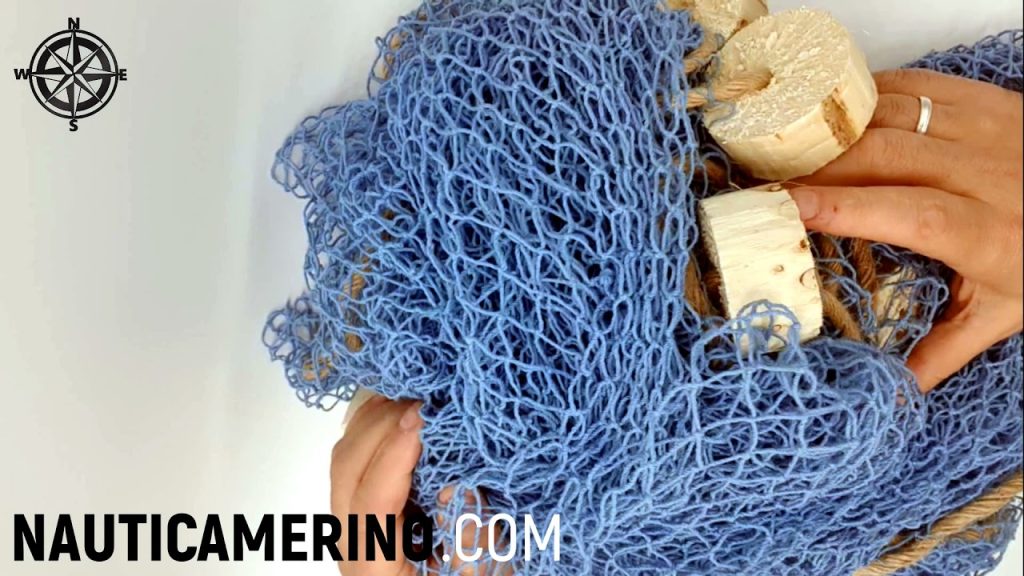 red pesca decoracion azul